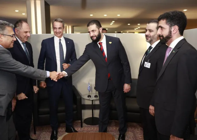 President Al-Sharaa Meets Greek Prime Minister Kyriakos Mitsotakis on the Sidelines of UNGA 80