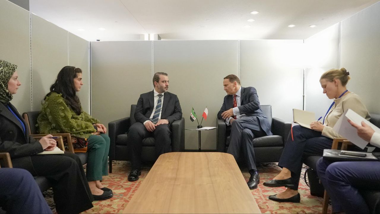 Syrian Foreign Minister Al-Shaibani Meets Polish Foreign Minister Sikorski at UNGA 80