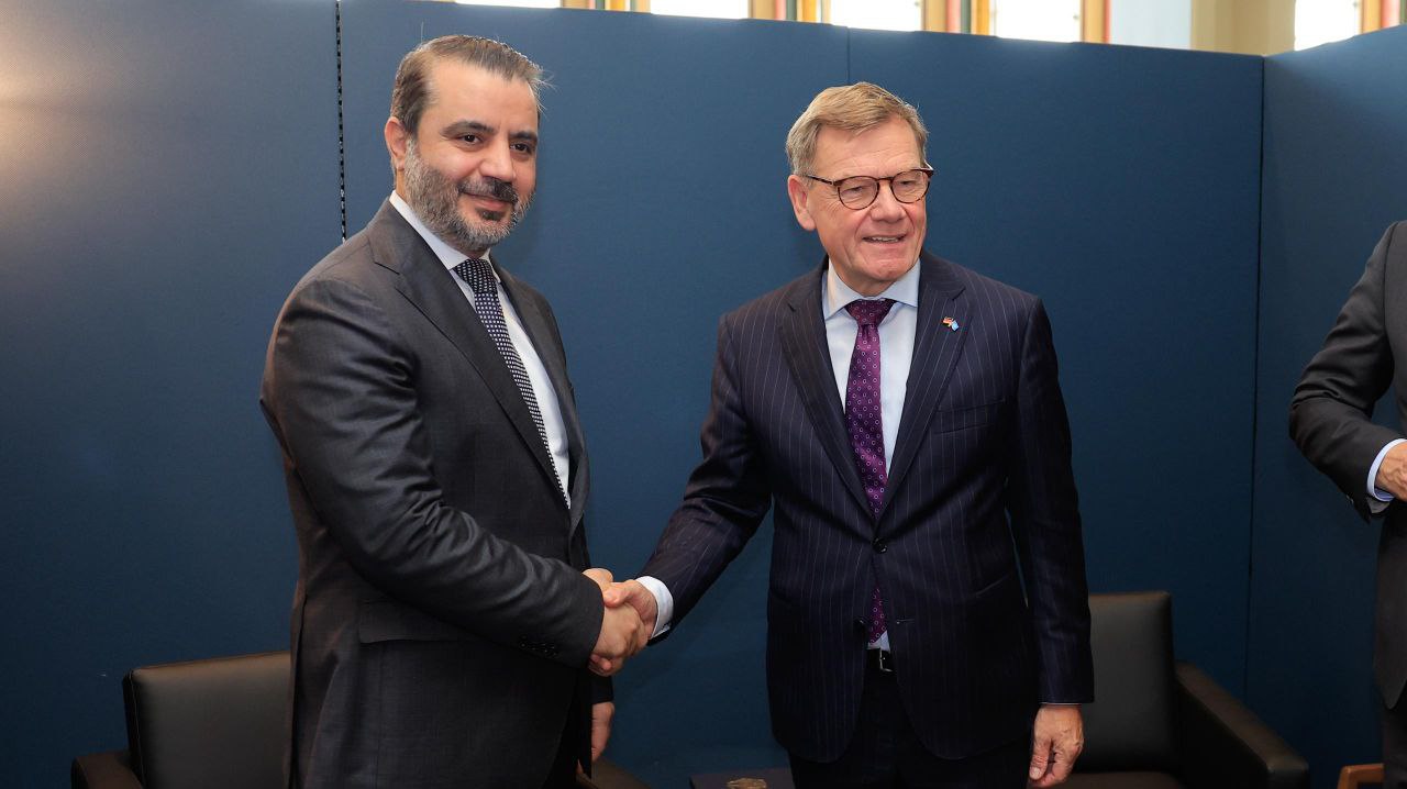 التقى وزير الخارجية والمغتربين السيد أسعد حسن الشيباني بوزير خارجية ألمانيا السيد يوهان فاديفول