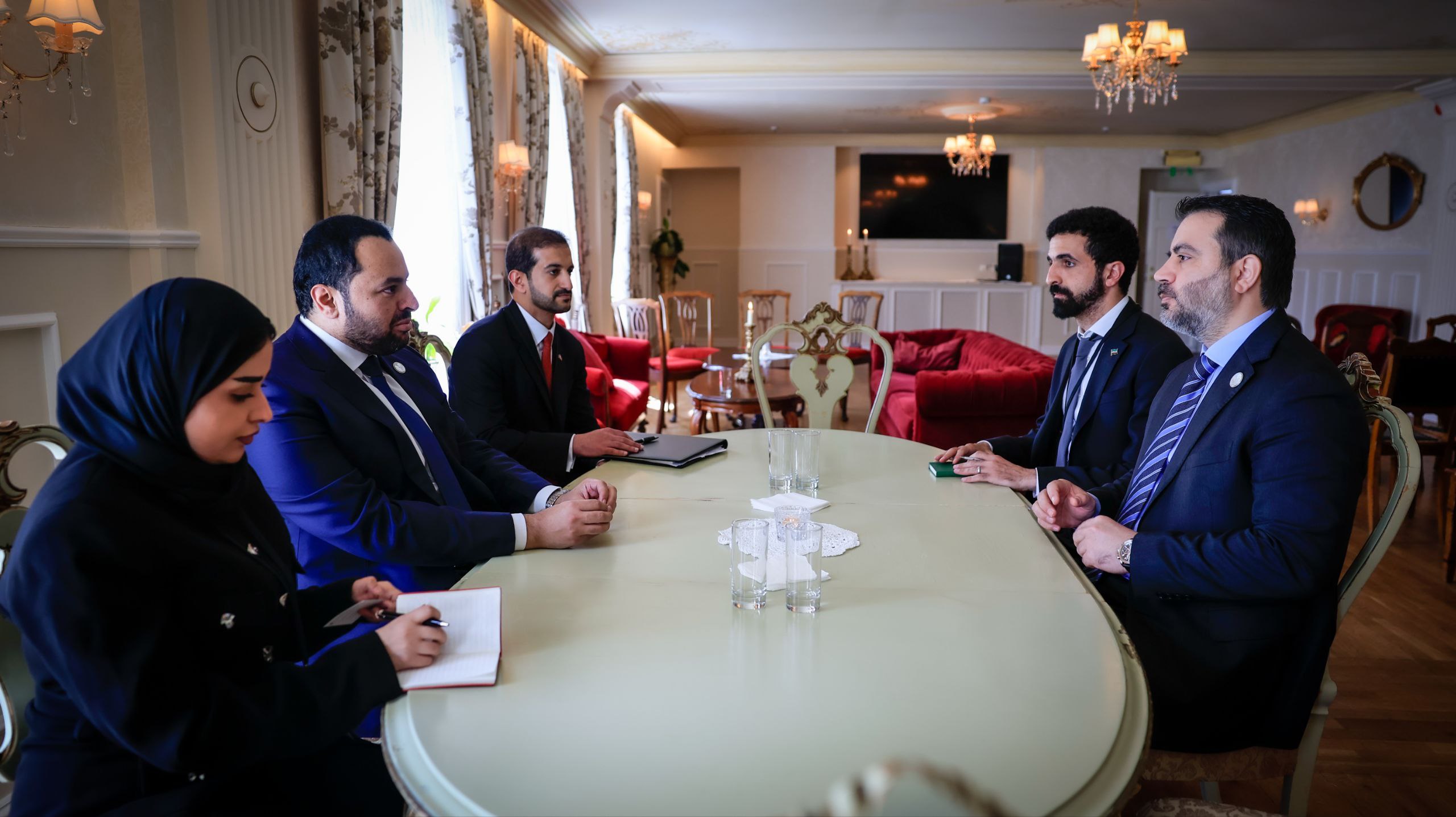 Foreign Minister Al-Shaibani Meets Qatari Minister of State on Sidelines of Oslo Forum for Peace