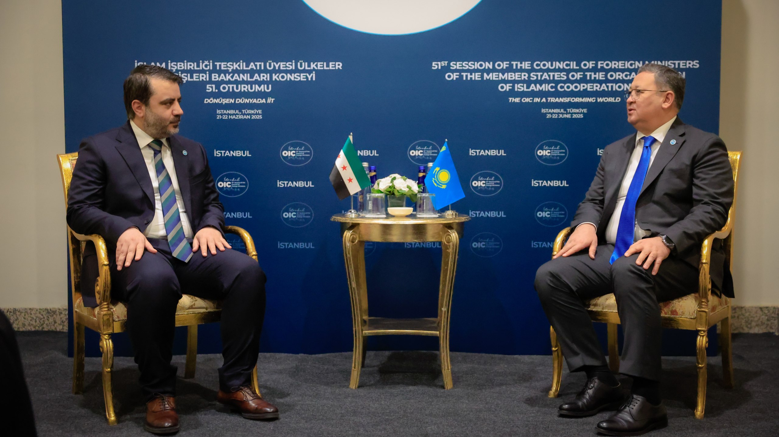 Foreign Minister Al-Shaibani Meets Kazakh Counterpart on Sidelines of OIC Council of Foreign Ministers Session